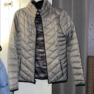 Reversible puffer jacket